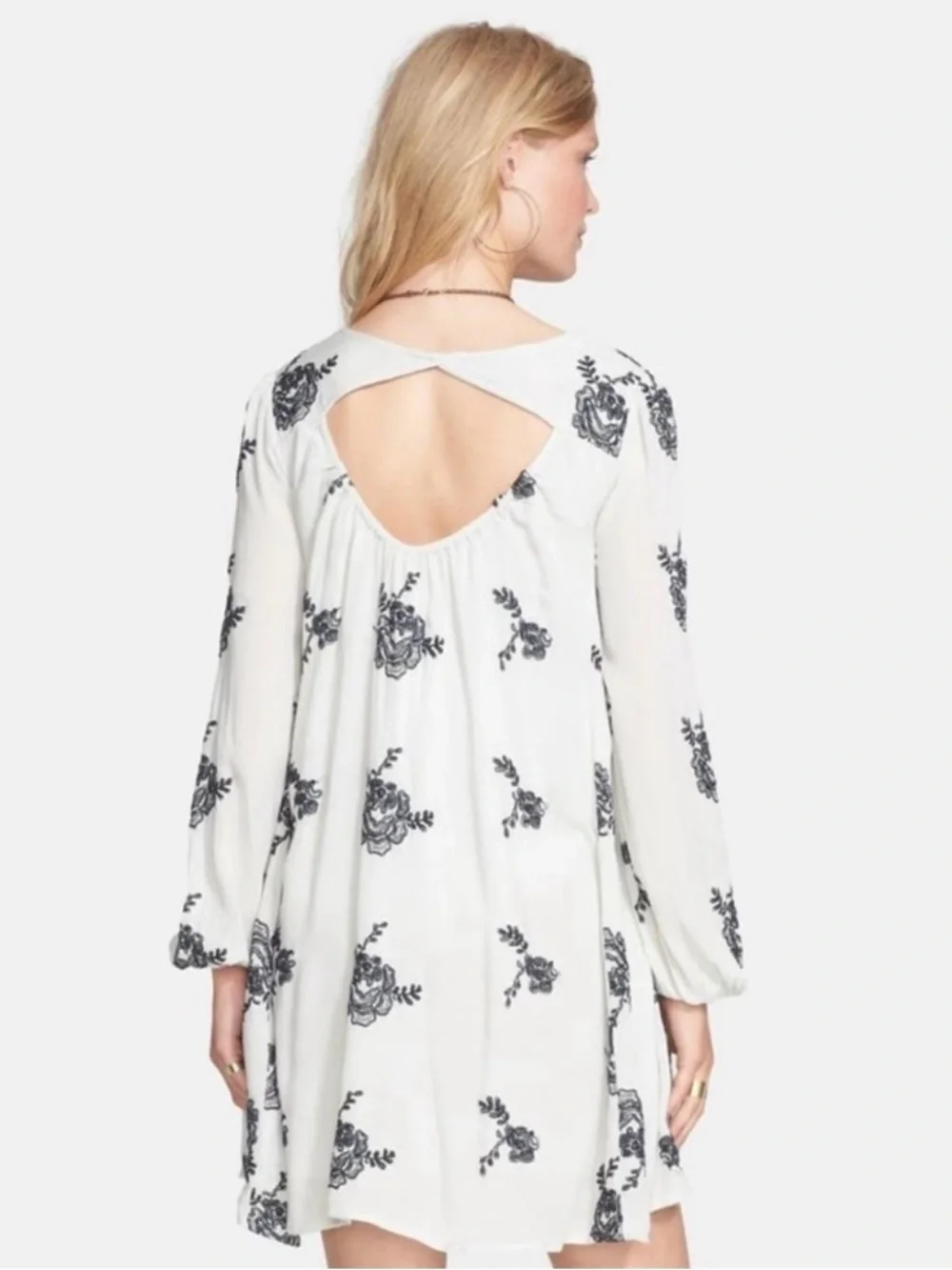 Free People Emma Embroidered Floral Peasant Babydoll Mini Dress w/Pockets Size S - Picture 2 of 16